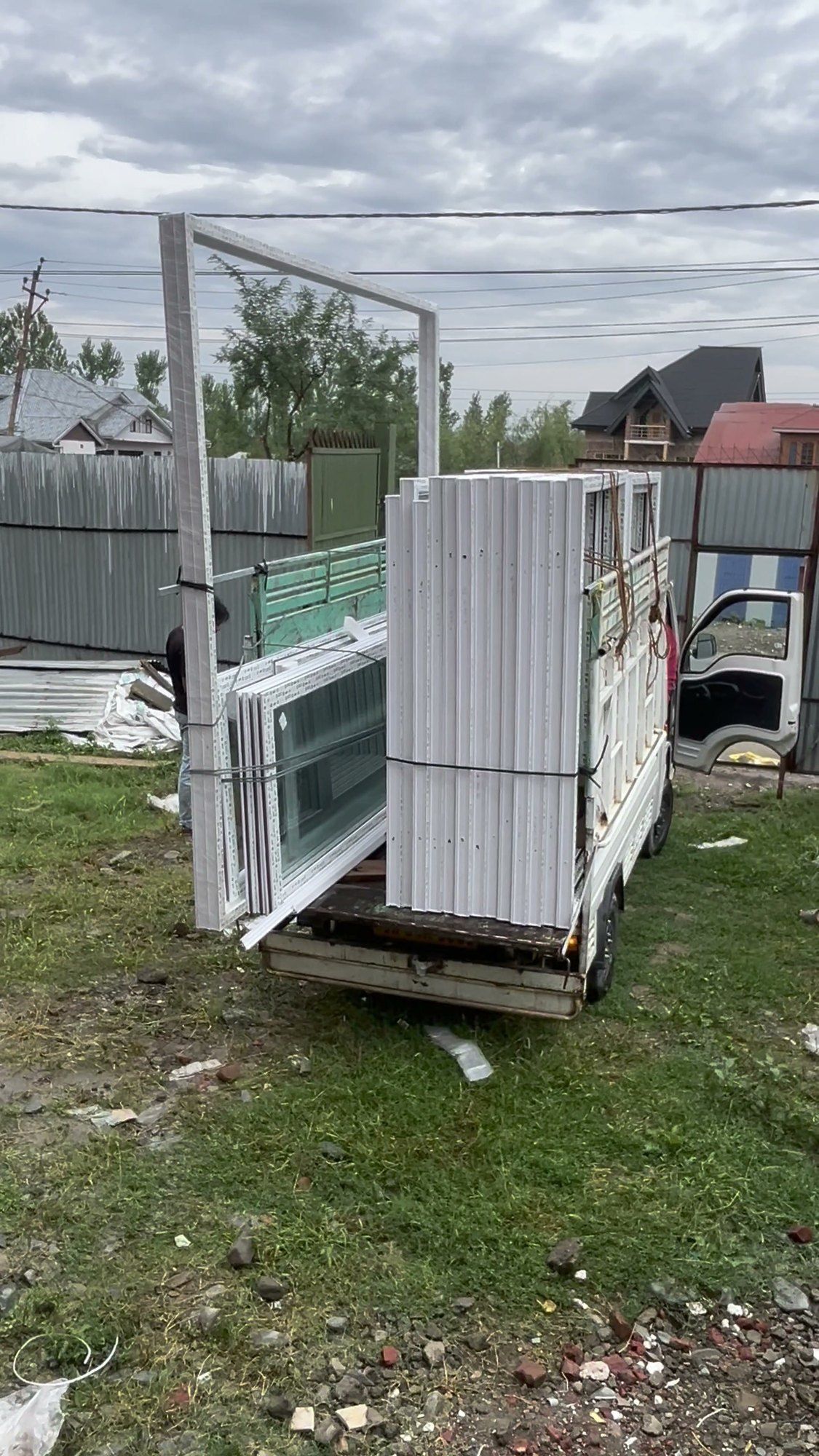 Truck with finished frames on site